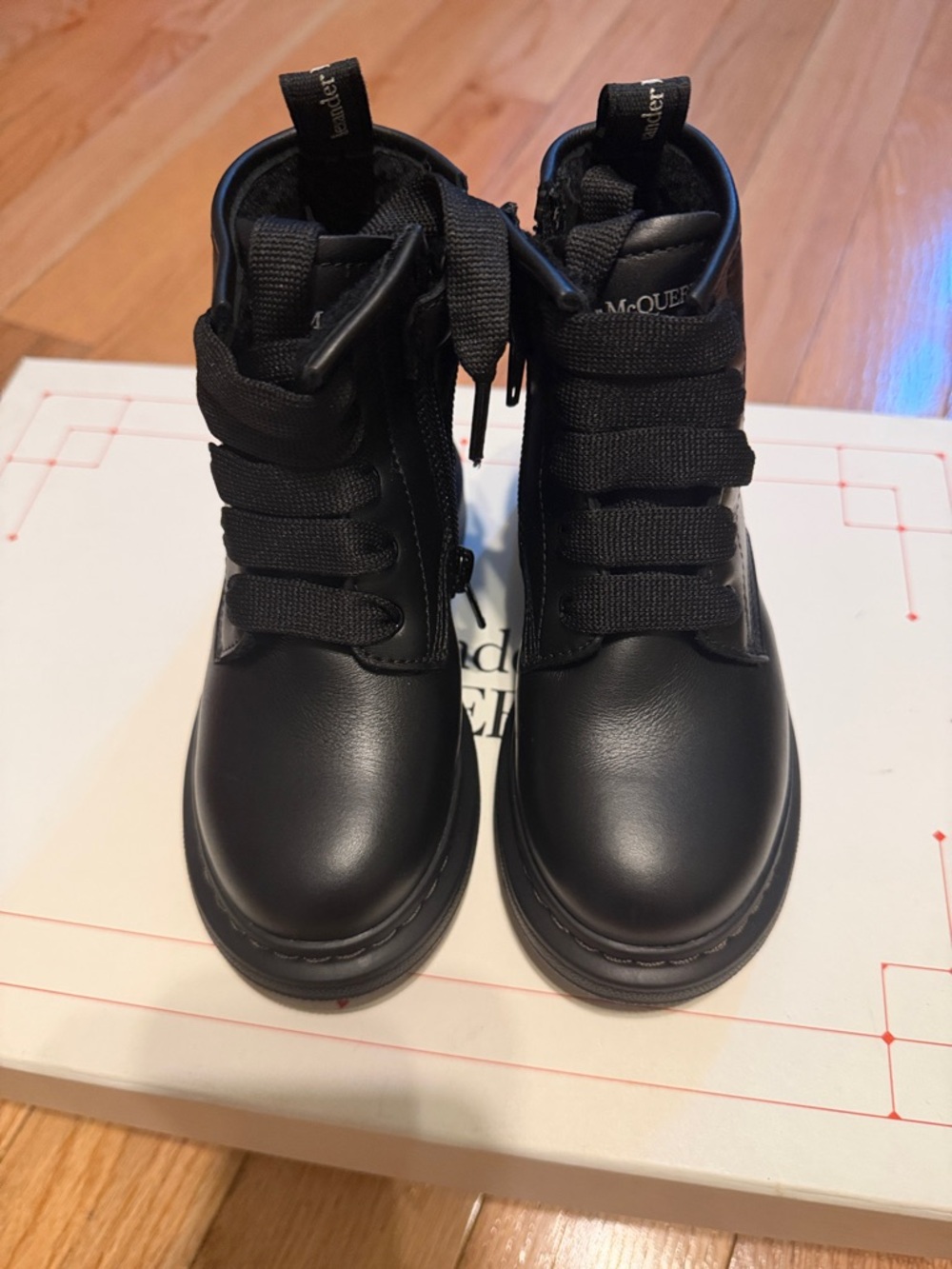 Alexander McQueen Kids Black Lace-Up Ankle Boots never worn